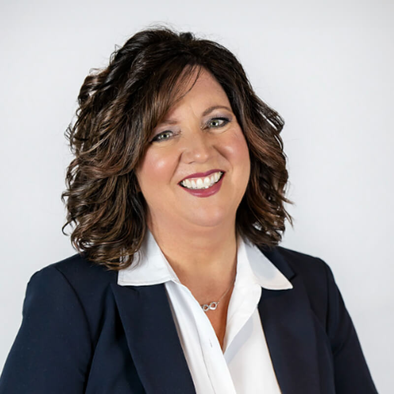 Jennifer Nouse Team Headshot